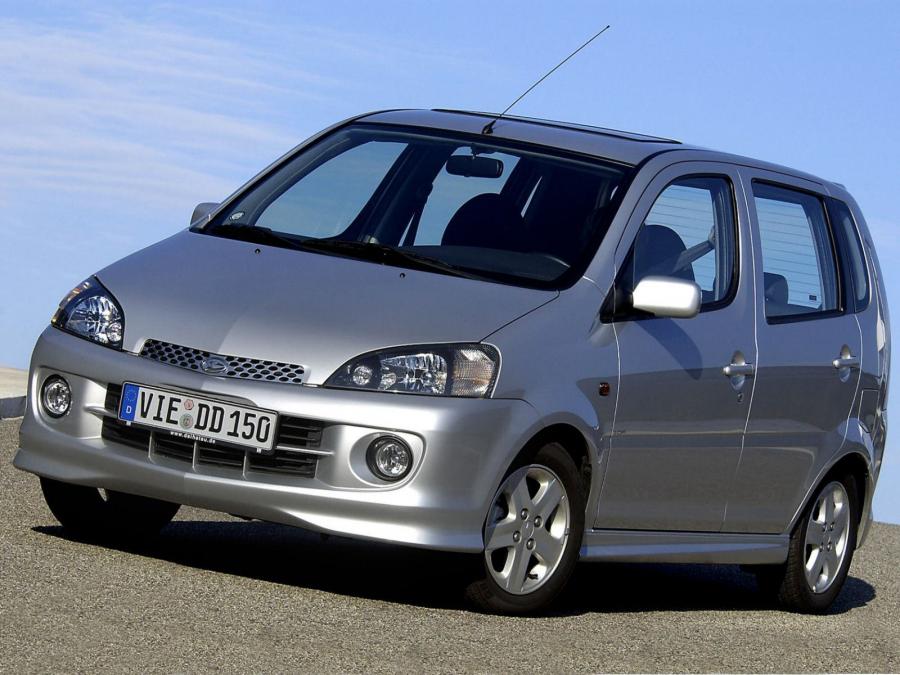 Daihatsu YRV '2001